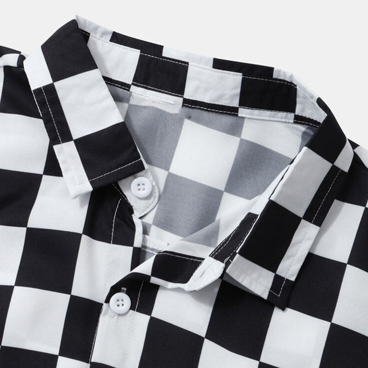 Modisches kariertes Kurzarmhemd für Herren - eine vielseitige Wahl für jede Gelegenheit