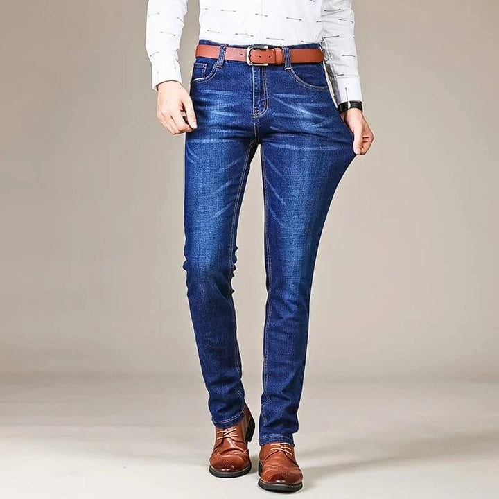 Stylische und moderne Slim-Fit-Jeans für Männer - das perfekte Teil für Ihr perfektes Outfit