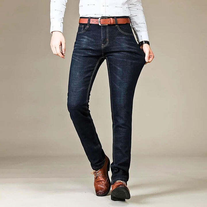 Stylische und moderne Slim-Fit-Jeans für Männer - das perfekte Teil für Ihr perfektes Outfit