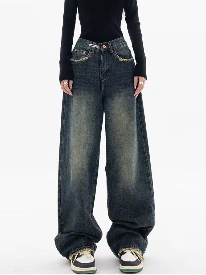 Modne damskie jeansy baggy w stylu retro – połączenie wygody i stylu