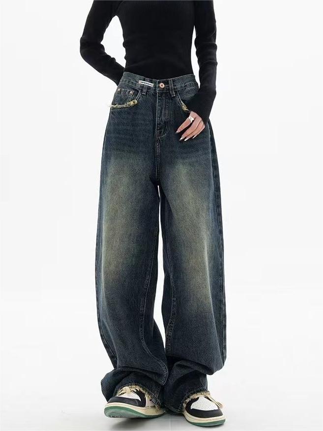 Modne damskie jeansy baggy w stylu retro – połączenie wygody i stylu