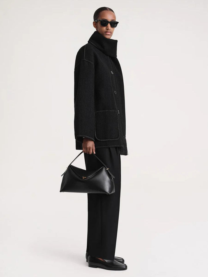 Modische Damenjacke mit elegantem Schal für außergewöhnlichen Komfort und einen raffinierten Look