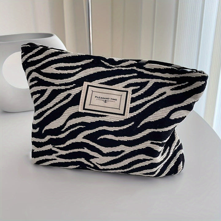 Marisha | Zebra Make-up Tasje met Statement Print - Trendy en Functioneel Opberggemak