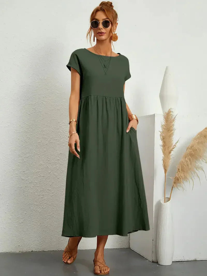Stilvolles und elegantes langes Damenkleid für besondere Anlässe