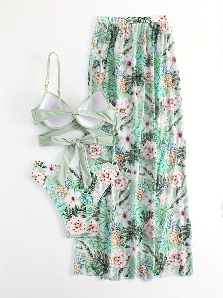 Phea | Verlichte Zomerse Strandset met Bloemenrok en Elegante Wrap Top voor een stijlvolle look