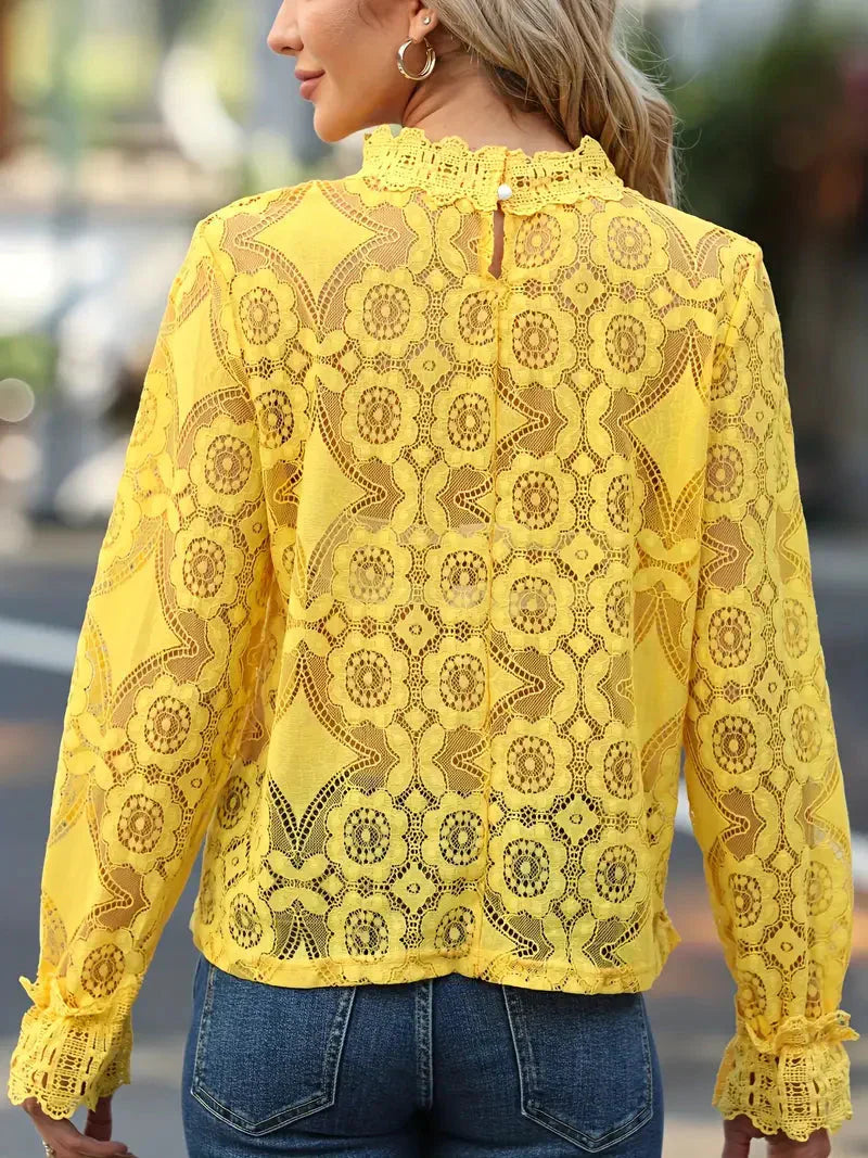 Stylowa i elegancka koronkowa bluzka damska – doskonały wybór na wyjątkowe okazje