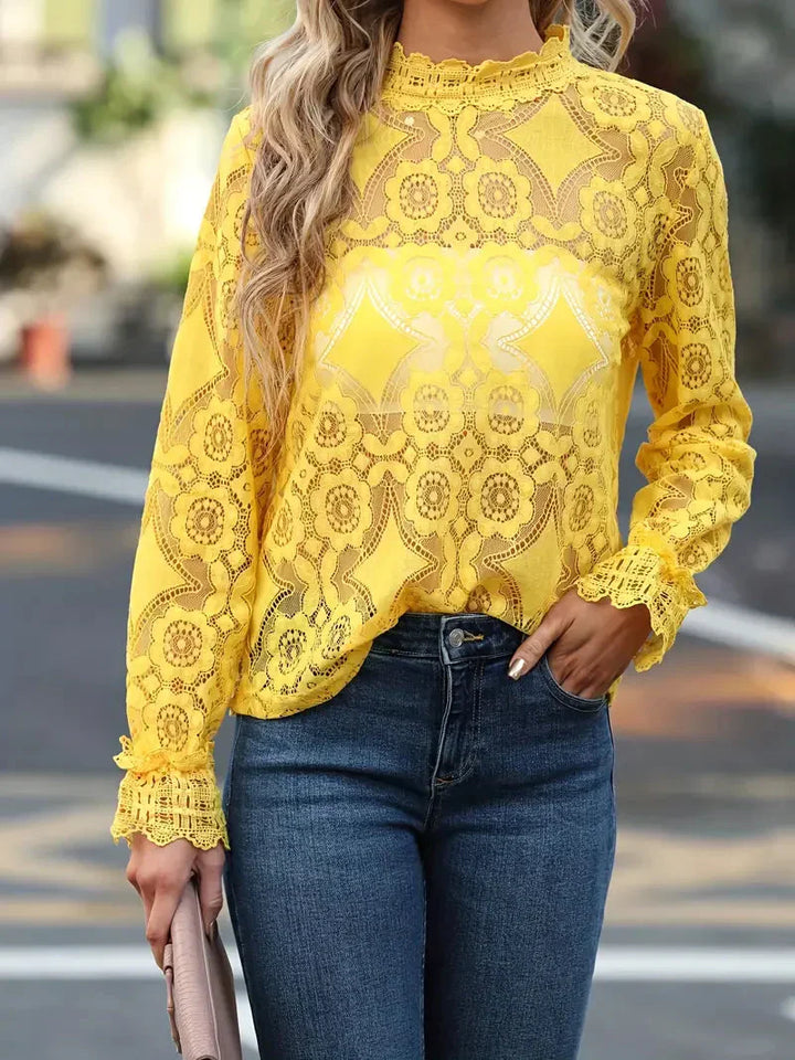 Stylowa i elegancka koronkowa bluzka damska – doskonały wybór na wyjątkowe okazje