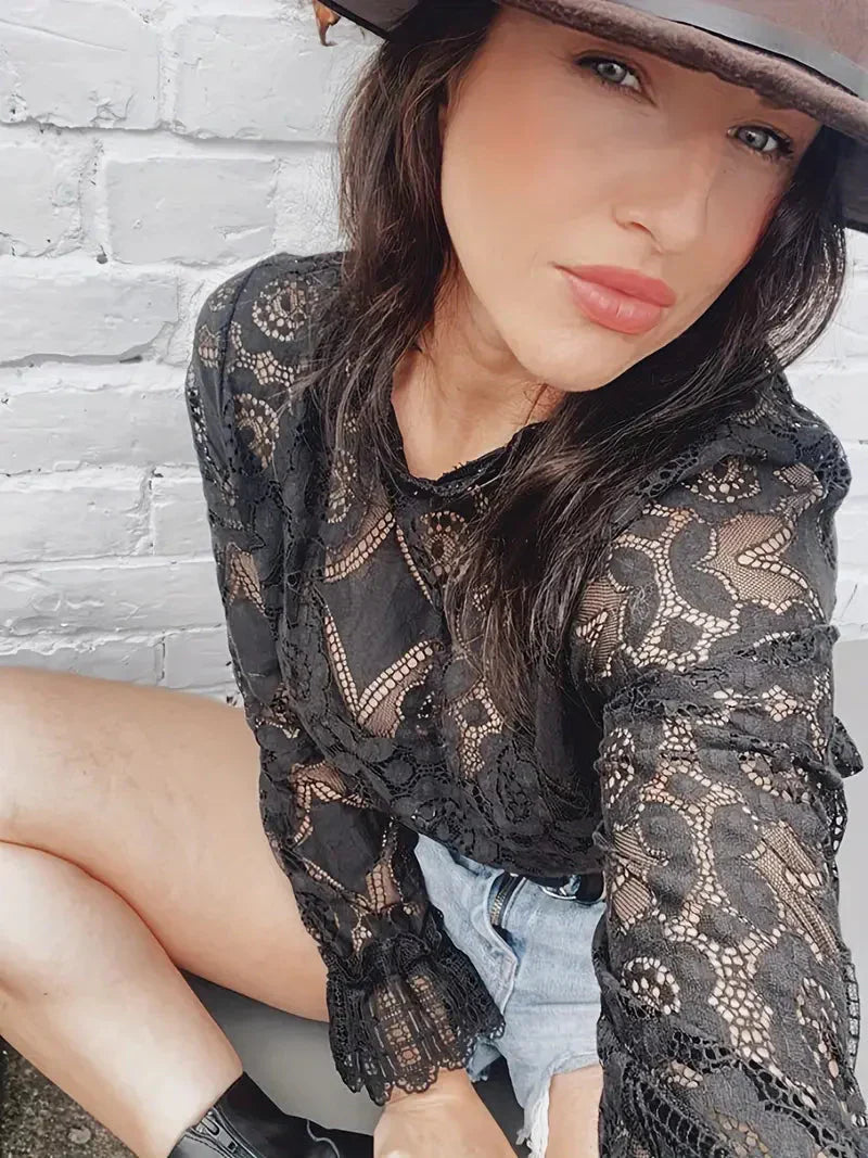 Stylowa i elegancka koronkowa bluzka damska – doskonały wybór na wyjątkowe okazje