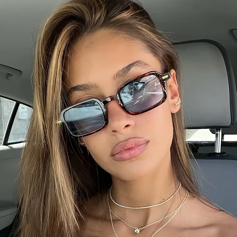 Mietta | Elegante Vintage Vierkante Zonnebril met Chique Schildpadmontuur