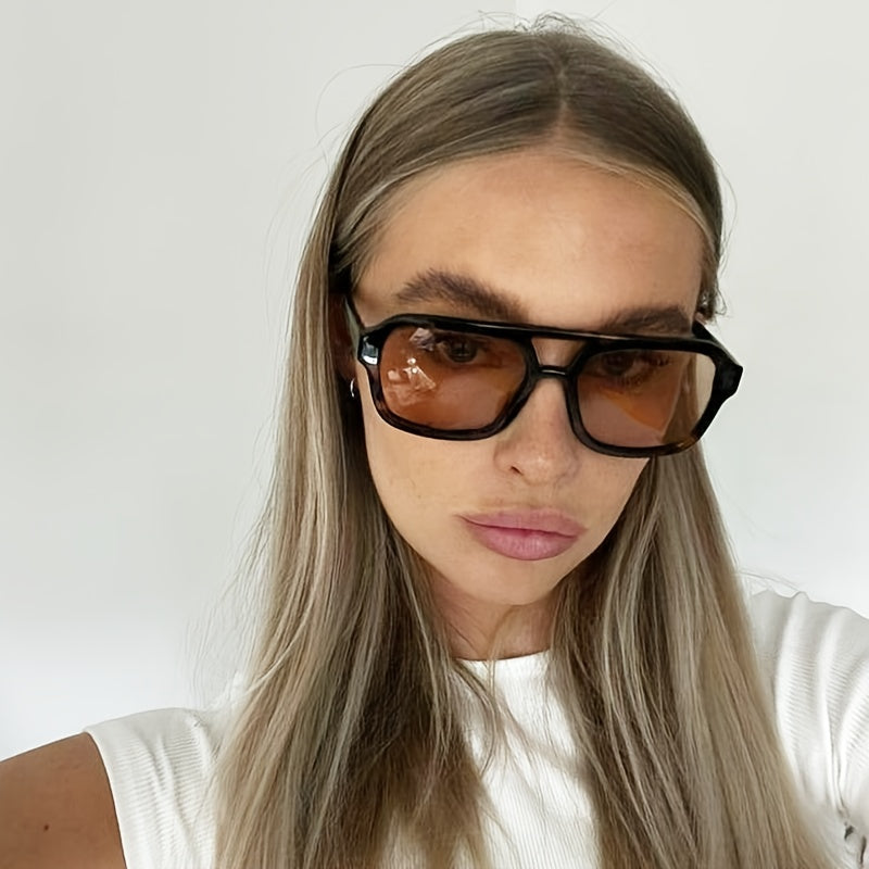 Morena | Trendy Fuореуnte Zonnebril met Geometrisch Montuur voor een Chic en Moderne Look