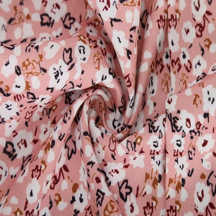 Stilvolle Damenbluse im Vintage-Look mit Blumenmuster - ein eleganter und modischer Look