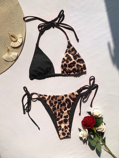 Risa | Modebewuste Triangel Bikini met Chique Luipaardprint en Opvallende Cups