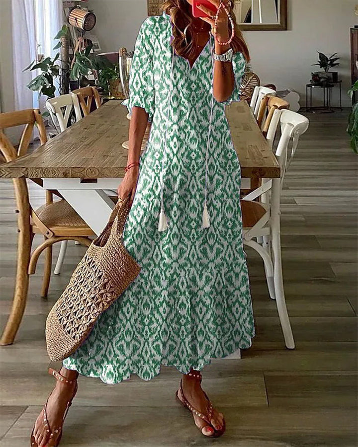 Stilvolles langärmeliges Damenkleid für besondere Anlässe