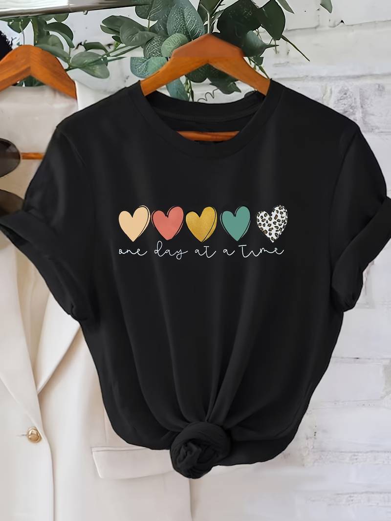Modisches Damen-Top mit romantischem Herzmotiv und klassischem Rundhalsausschnitt