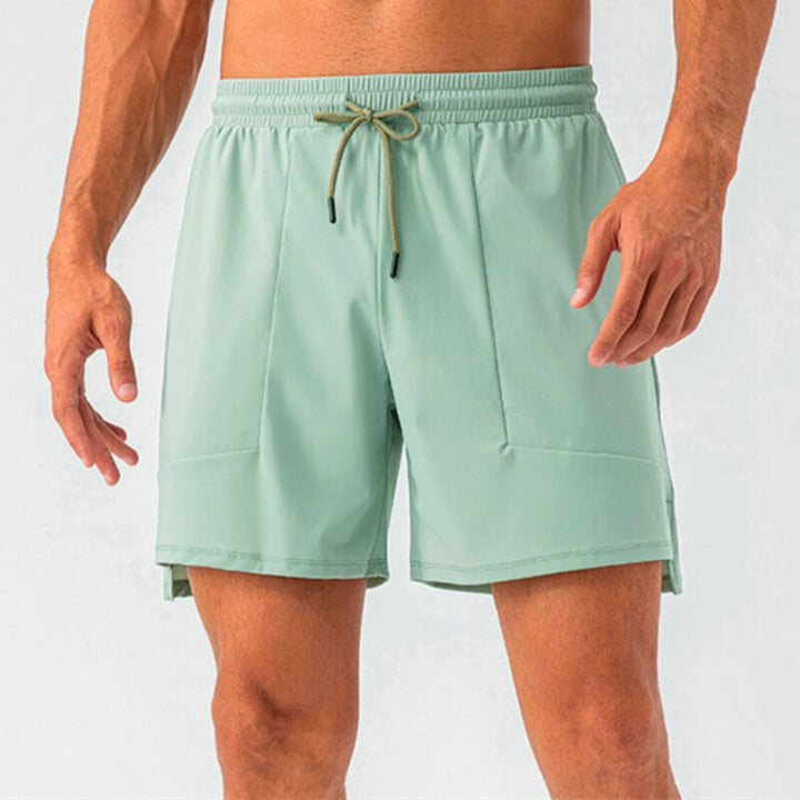 Stylische Nylonshorts für Männer in verschiedenen Farben - der perfekte Sommerlook