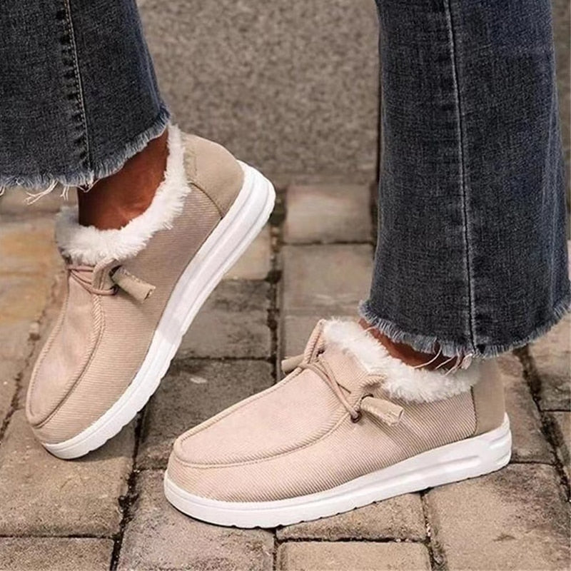 Eleganckie i Komfortowe Damskie Buty Wsuwane – Styl i Wygoda na Co Dzień