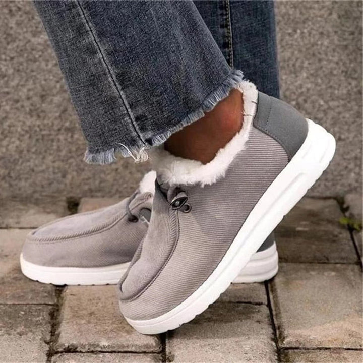 Eleganckie i Komfortowe Damskie Buty Wsuwane – Styl i Wygoda na Co Dzień