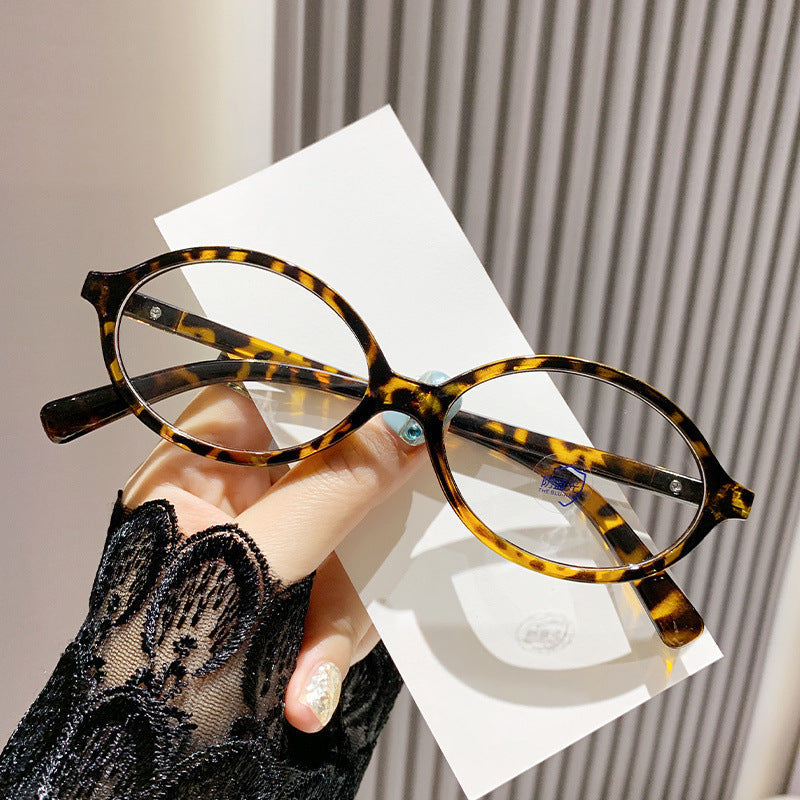 Danya Ovale Fashion Zonnebril zonder Sterkte – Stijlvol en Beschermend Accessoire