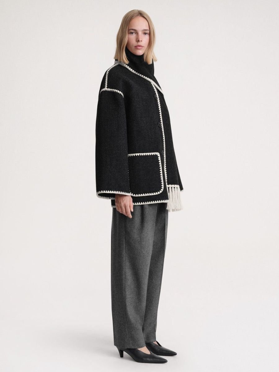 Modische Damenjacke mit elegantem Schal für außergewöhnlichen Komfort und einen raffinierten Look