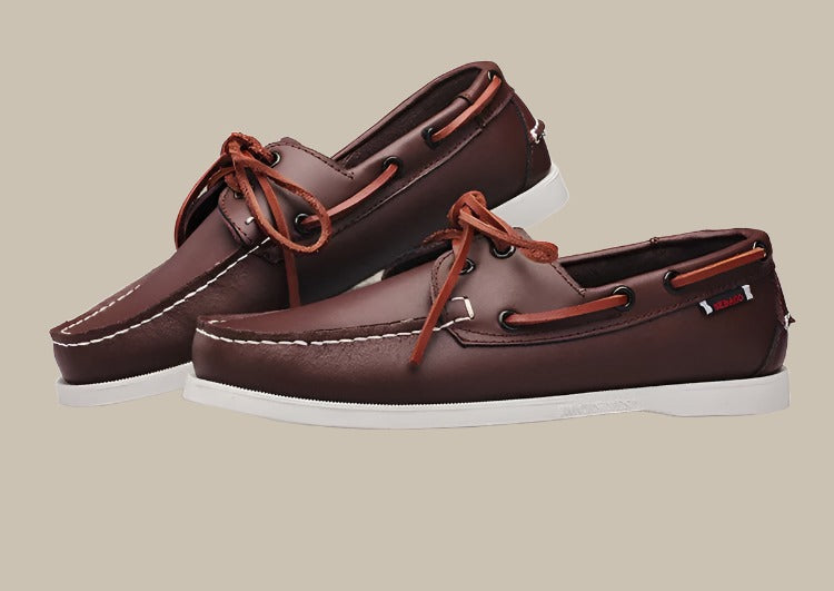 Elegante Herren-Slipper mit Schnürsenkeln und einer äußerst bequemen, ergonomischen Sohle