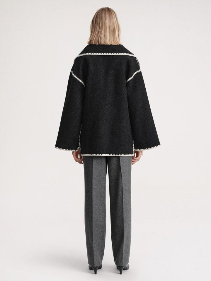Modische Damenjacke mit elegantem Schal für außergewöhnlichen Komfort und einen raffinierten Look