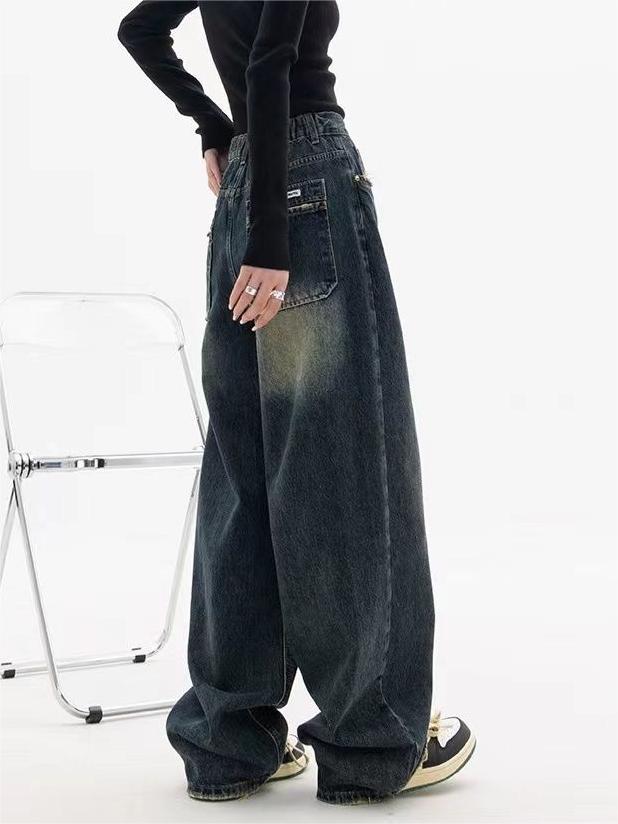 Modne damskie jeansy baggy w stylu retro – połączenie wygody i stylu