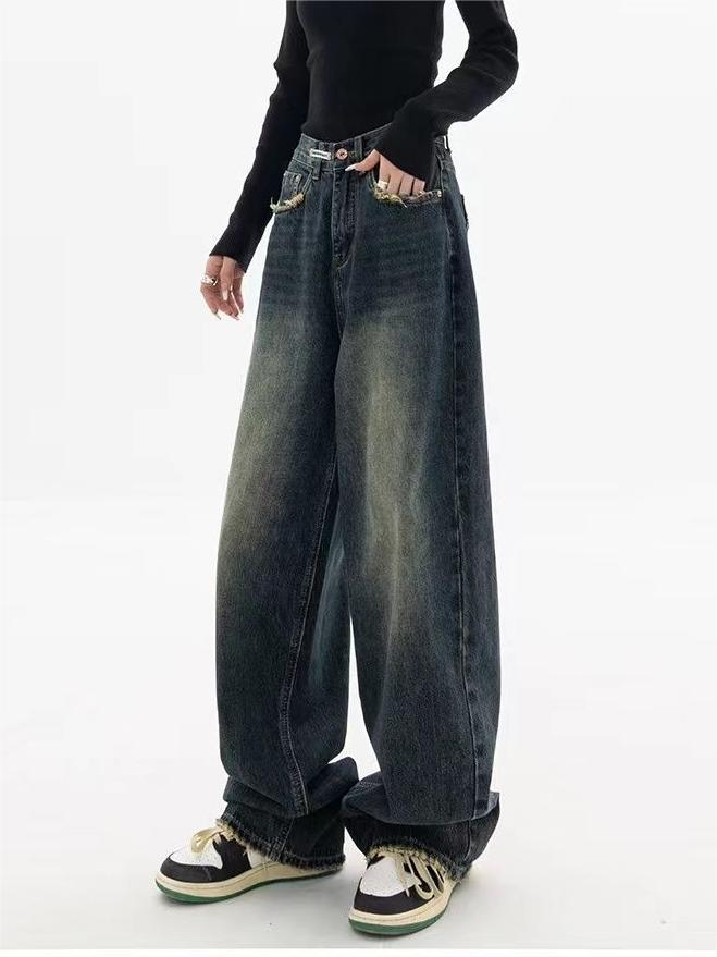 Modne damskie jeansy baggy w stylu retro – połączenie wygody i stylu