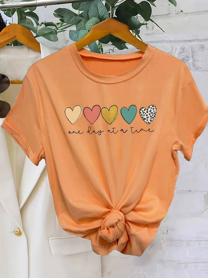 Modisches Damen-Top mit romantischem Herzmotiv und klassischem Rundhalsausschnitt