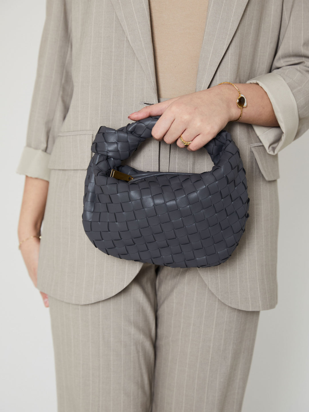 Viola | Chique Sac à Main en Tissu Gris Foncé avec Tissage Élégant