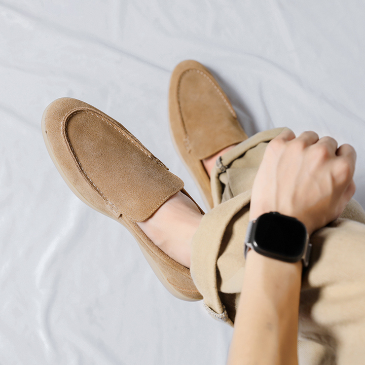 Modische Herren-Slipper aus Wildleder im modernen Milano-Stil