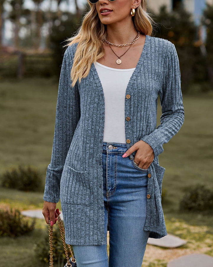 Modische langärmelige Damenstrickjacke - perfekt für jede Gelegenheit