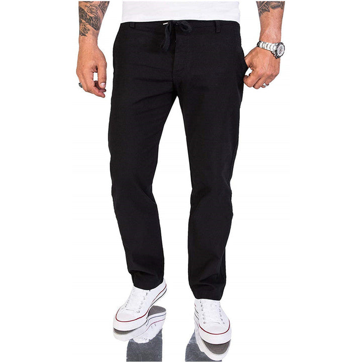 Stilvolle und bequeme Herren-Lederhose aus Baumwolle in einer eleganten monochromen Ausführung