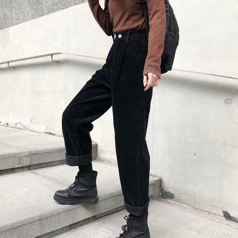 Stilvolle Damen-Cordhose mit elegantem Design für einen modischen Look