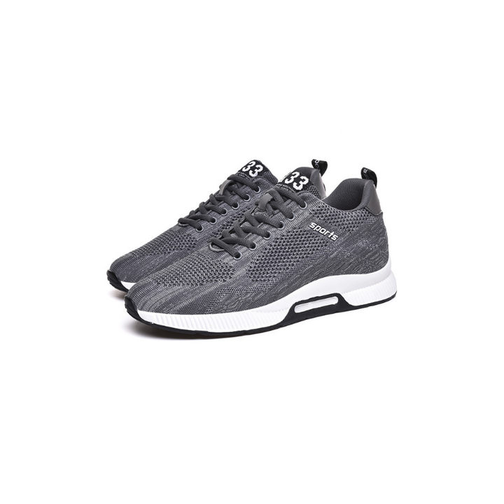 Moderne Herrensportschuhe mit ergonomischer Fersenkappe für noch mehr Komfort