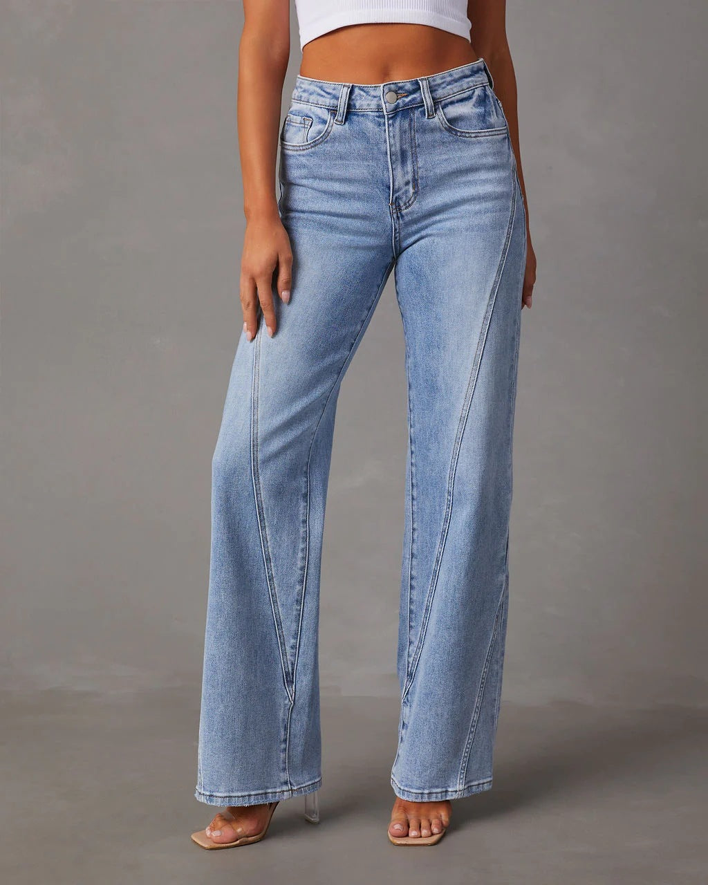 Eleganckie damskie jeansy z modnymi paskami - wyjątkowy styl i komfort
