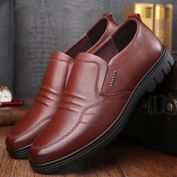 ARVI - Elegante, bequeme und rutschfeste Herrenschuhe für einen sicheren und stilvollen Gang