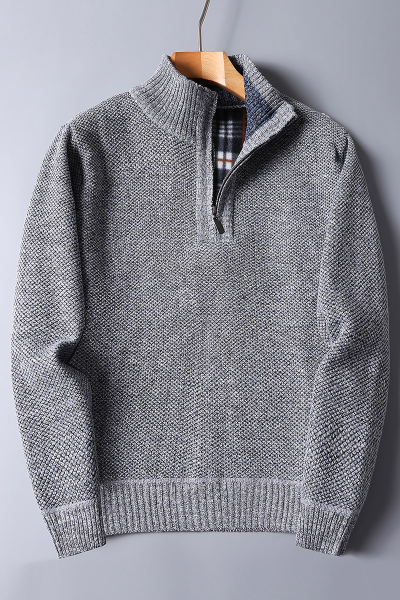 Bequemer Herrenpullover mit Reißverschluss - ideal für den Alltag