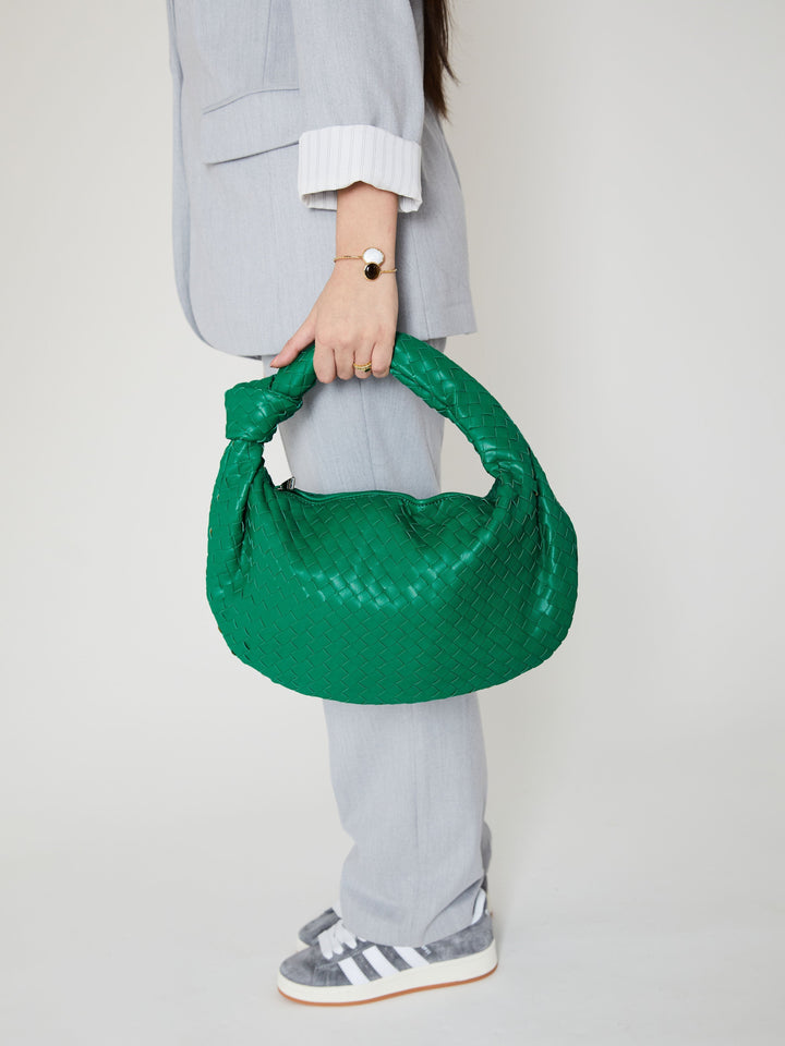 Viana | Élégante Pochette en Tissu Vert Émeraude Sophistiquée et Audacieuse