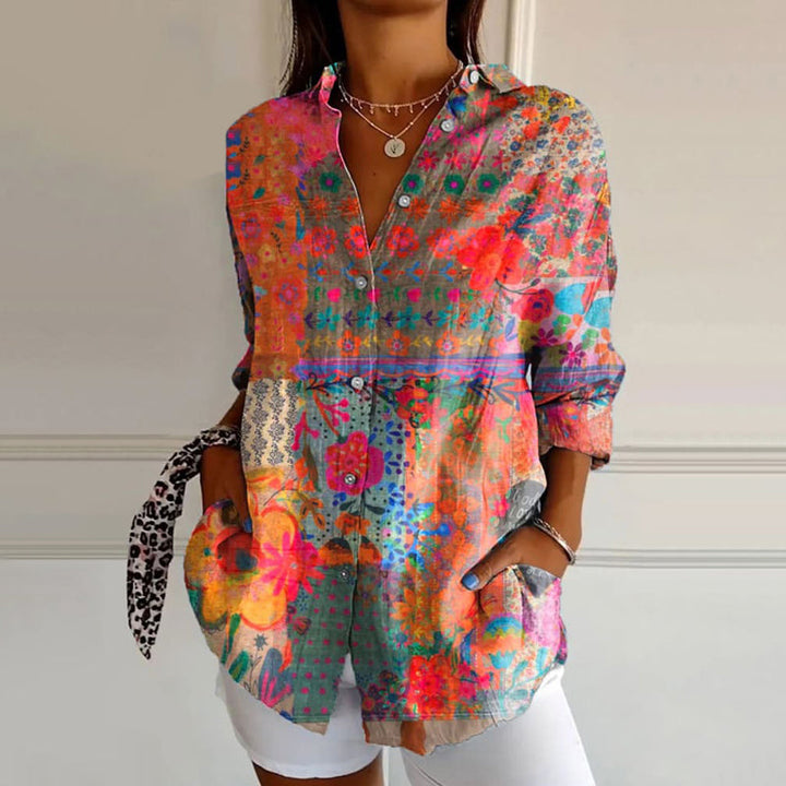 Modisches Damenshirt mit attraktivem Blumenmuster und eleganten langen Ärmeln