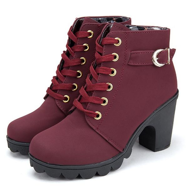 Einzigartige und modische elegante Damenschuhe