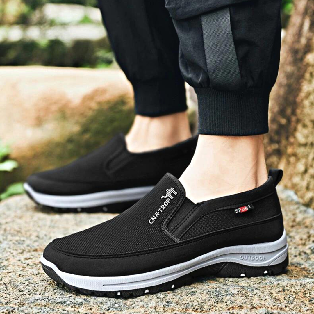 Bequeme und atmungsaktive Wanderschuhe für Männer - ideal für unvergessliche Abenteuer