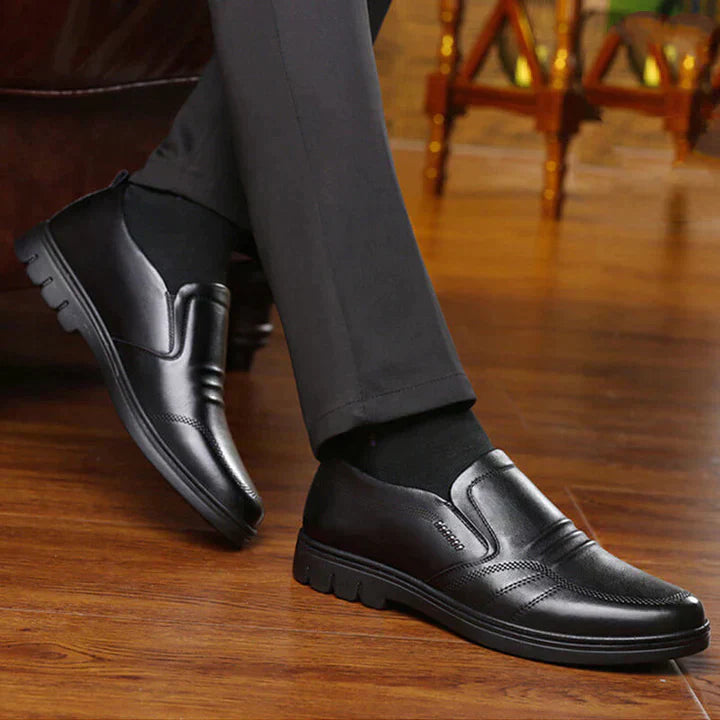 ARVI - Elegante, bequeme und rutschfeste Herrenschuhe für einen sicheren und stilvollen Gang