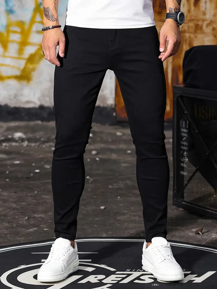 Stylische Herren-Skinny-Jeans aus mittelschwerem Stretch-Denim - garantierter Komfort und modischer Look
