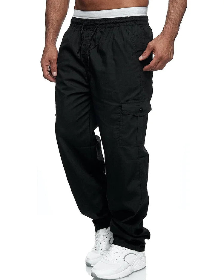 Bequeme und strapazierfähige Herrenhose mit praktischen Taschen - ideal für Outdoor-Abenteuer
