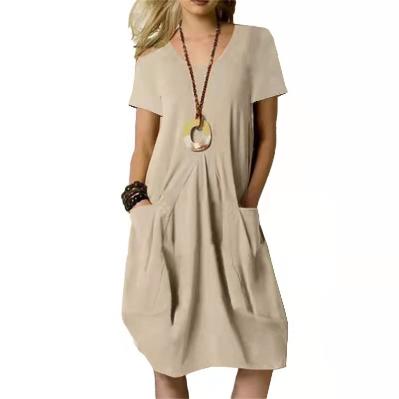 Ein stilvolles und elegantes Damenkleid, das unwiderstehlichen Charme garantiert