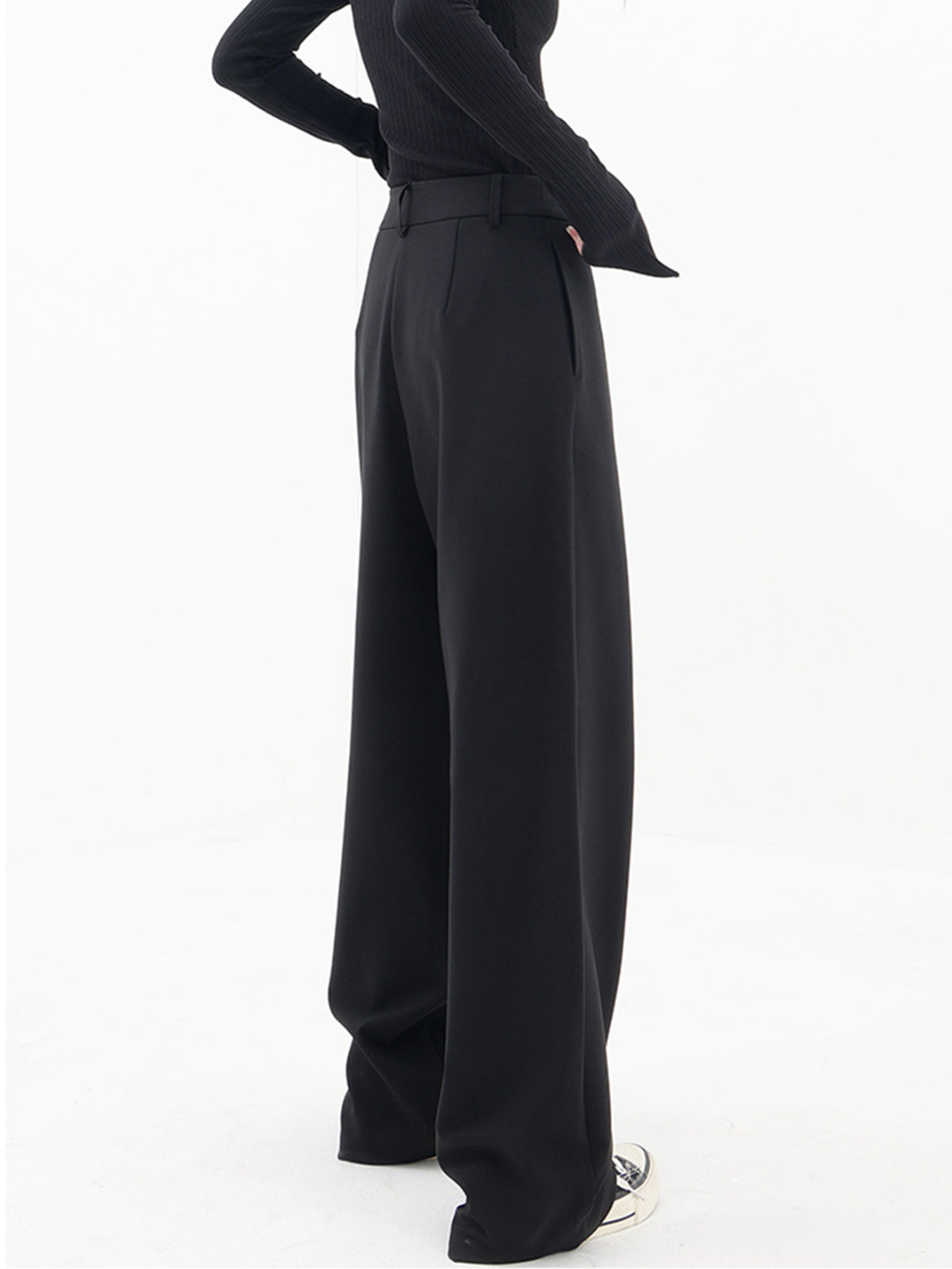 Chiara™ - Modische Hose mit unwiderstehlichem asymmetrischem Muster