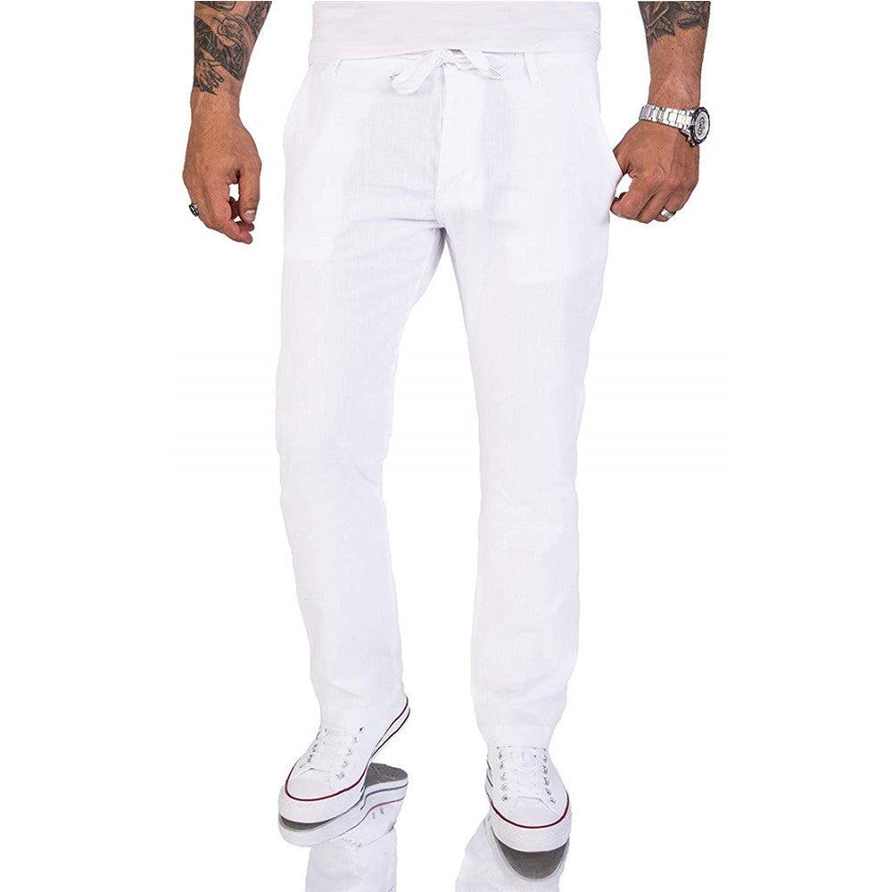 Stilvolle und bequeme Herren-Lederhose aus Baumwolle in einer eleganten monochromen Ausführung