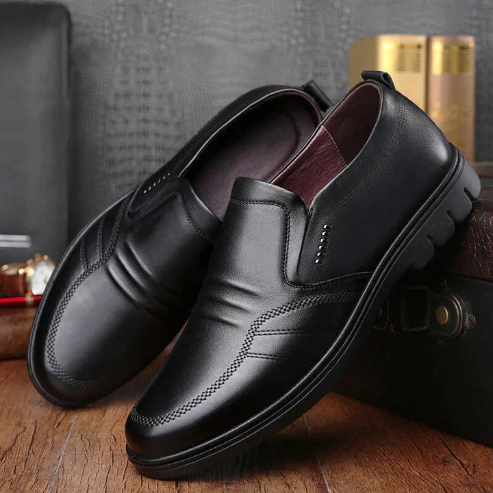 ARVI - Elegante, bequeme und rutschfeste Herrenschuhe für einen sicheren und stilvollen Gang