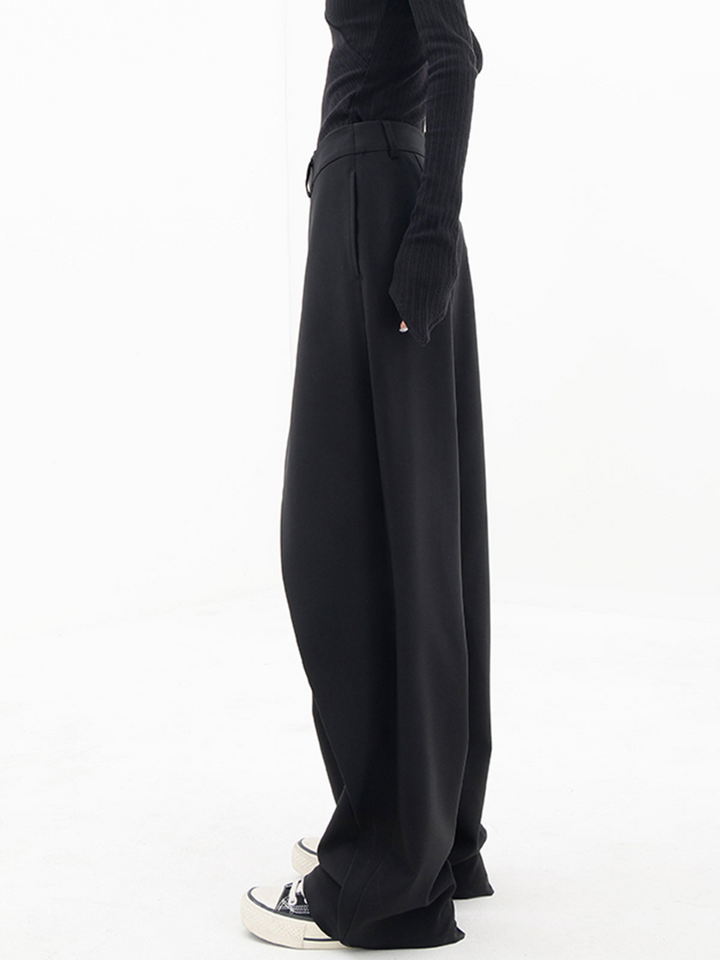 Chiara™ - Modische Hose mit unwiderstehlichem asymmetrischem Muster