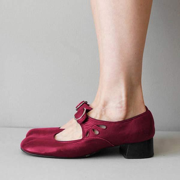 Außergewöhnliche Damensandalen mit modischer Keilschnalle aus luxuriösem Leder